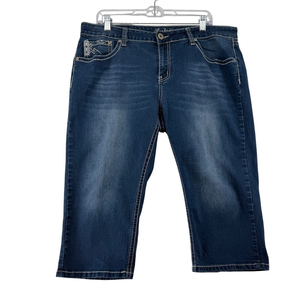Love Indigo Premium Capri Jeans Women 16P Blue Fleur De Lis Embellished Y2K - Picture 2 of 10